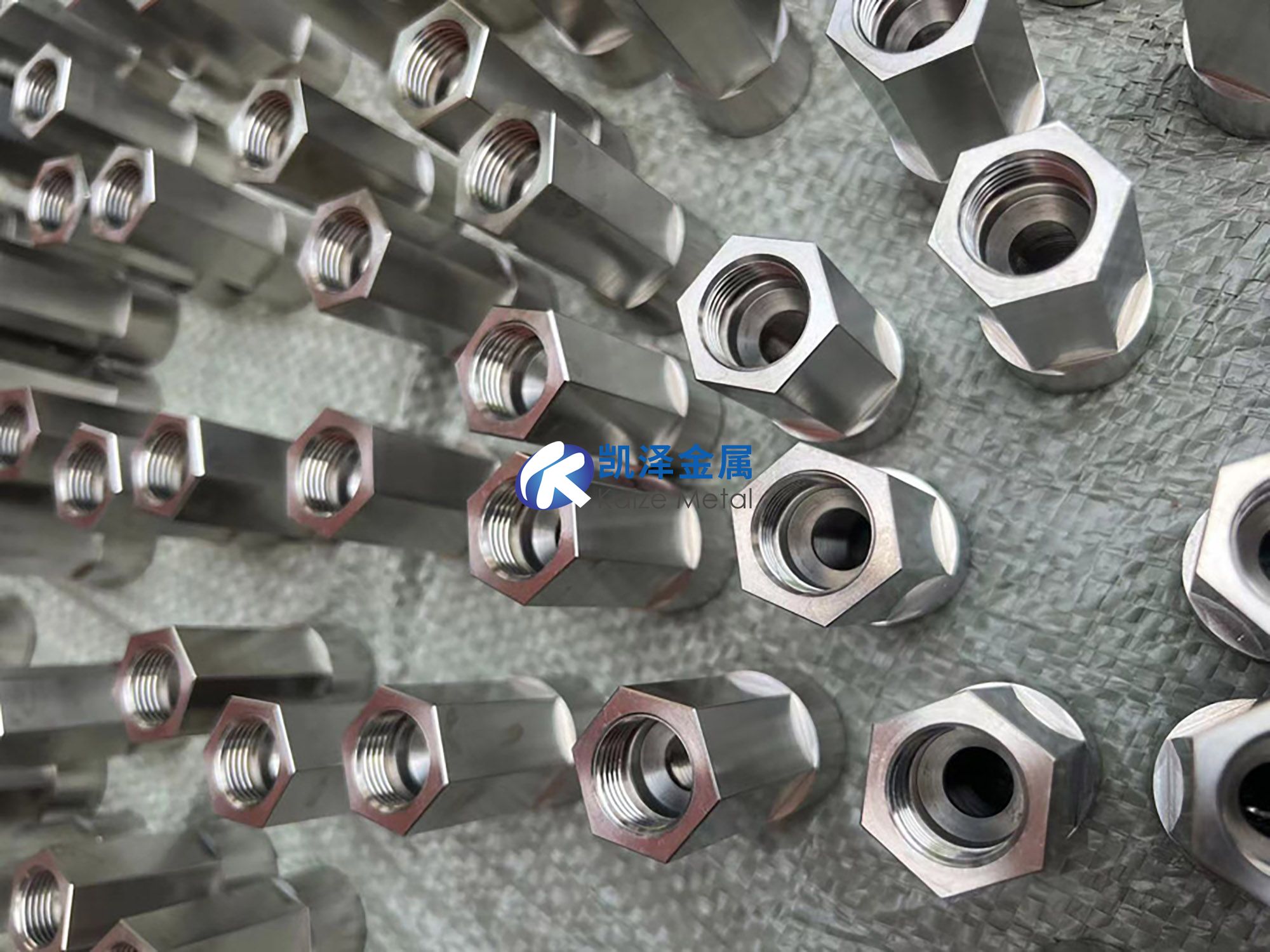 石油工業用鈦加工件